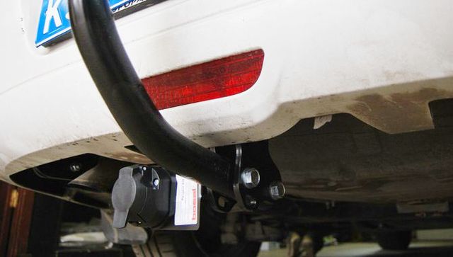 Фаркоп Oris (ранее Bosal) для Peugeot 408 2012-2026. Артикул 2557-A