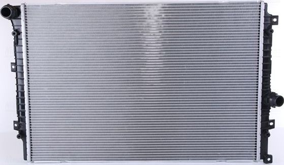 Радиатор охлаждения двигателя Nissens. Артикул 606084