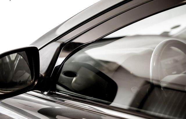 Дефлекторы Heko для окон (передняя пара) Toyota Estima II 2000-2006. Артикул 29393