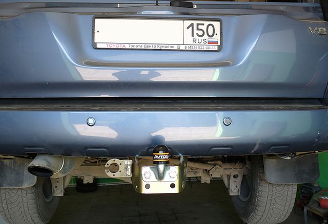 Фаркоп AvtoS для Toyota Land Cruiser 200 2007-2021. Фланцевое крепление. Артикул TY 25