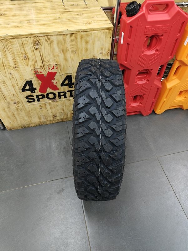 Шина Maxxis Bighorn MT764 225/75R16 115/112Q. Артикул ETL30177100