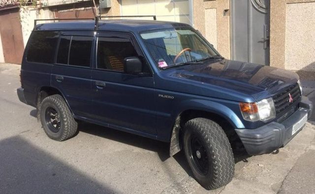Дефлекторы Cobra Tuning для окон Mitsubishi Pajero II 5-дв. 1991-1998. Артикул M41191