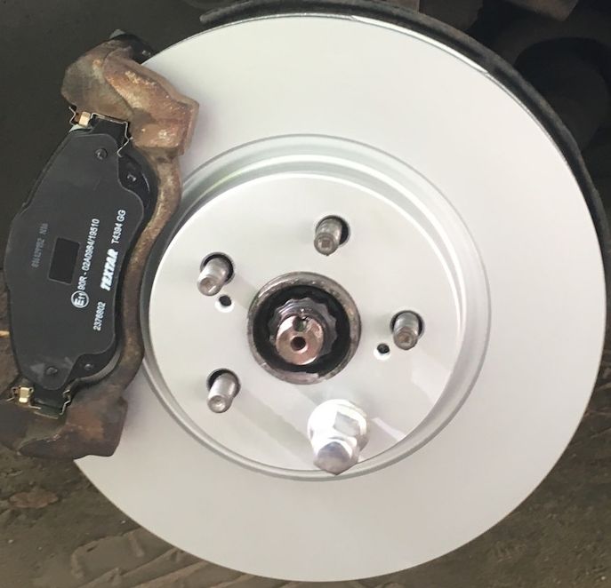 Тормозной диск Textar Pro. Артикул 92135603