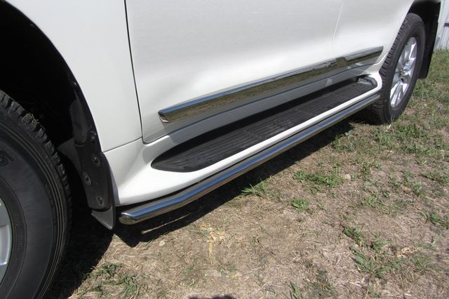 Защита Slitkoff штатного порога d42 для Toyota Land Cruiser 200 рестайлинг 2015-2021. Артикул TLC2-15-007