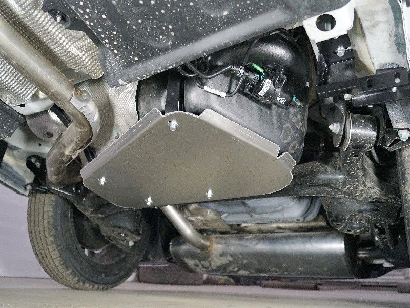 Защита алюминиевая ТСС (4 мм) для бака Geely Coolray 2020-2026. Артикул ZKTCC00435