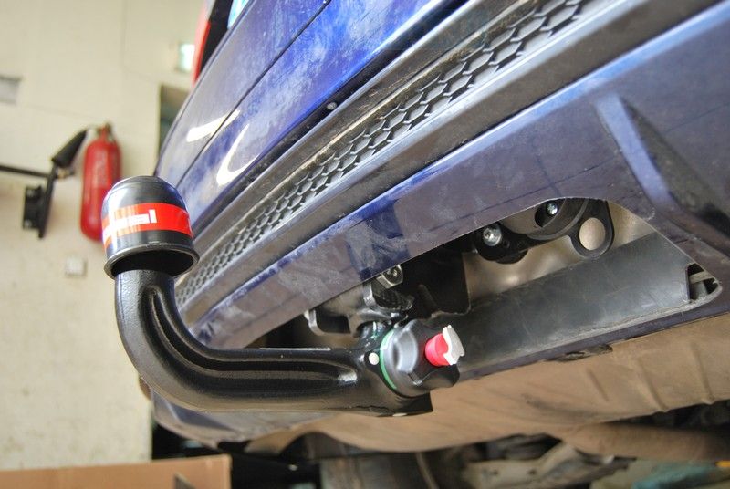 Фаркоп Oris (ранее Bosal) для Audi Q5 II 2017-2026. Артикул 3558-AK41