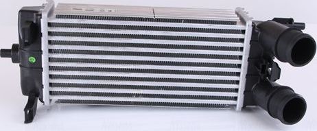 Интеркулер Nissens ** FIRST FIT ** для Ford Transit Courier I 2014-2026. Артикул 961509