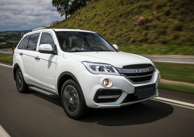 Пороги алюминиевые Rival Bmw-Style круг для Lifan X60 I рестайлинг 2016-2026. Артикул D160AL.3302.3