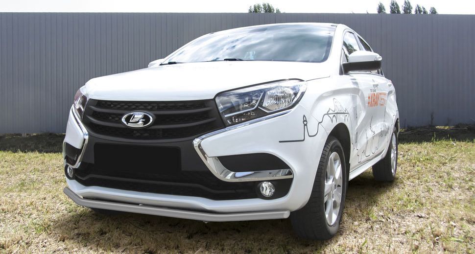 Защита Slitkoff переднего бампера d42 для Lada Xray 2015-2026 Серебристая. Артикул LadXR006S