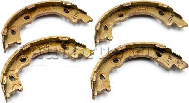 Тормозные колодки Hyundai / KIA. Артикул 583501HA00