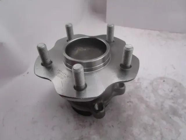 Ступица с подшипником в сборе задняя NISSAN QASHQAI J10E 2006 - 2013 (Deqst) Deqst. Артикул 107048