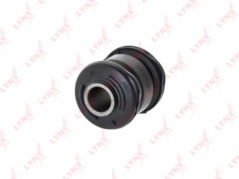Сайлентблок переднего рычага подвески LYNXauto. Артикул C8578