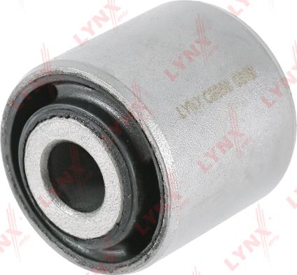 Сайлентблок переднего рычага подвески LYNXauto. Артикул C9958