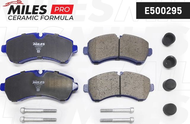 Тормозные колодки Miles (Керамика). Артикул E500295