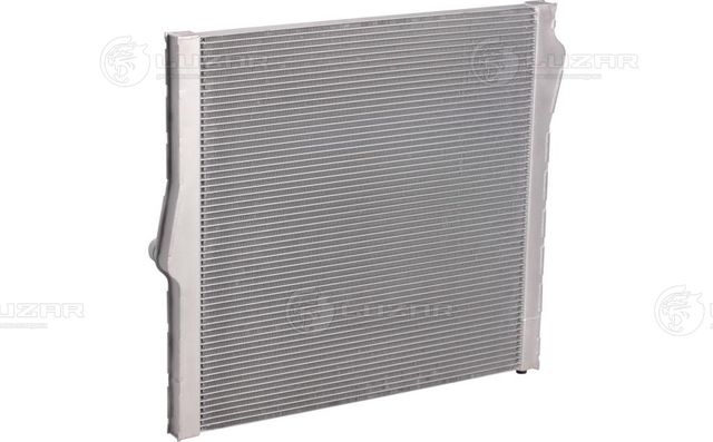 Радиатор охлаждения двигателя Luzar для BMW X5 II (E70) 2006-2010. Артикул LRc 26193