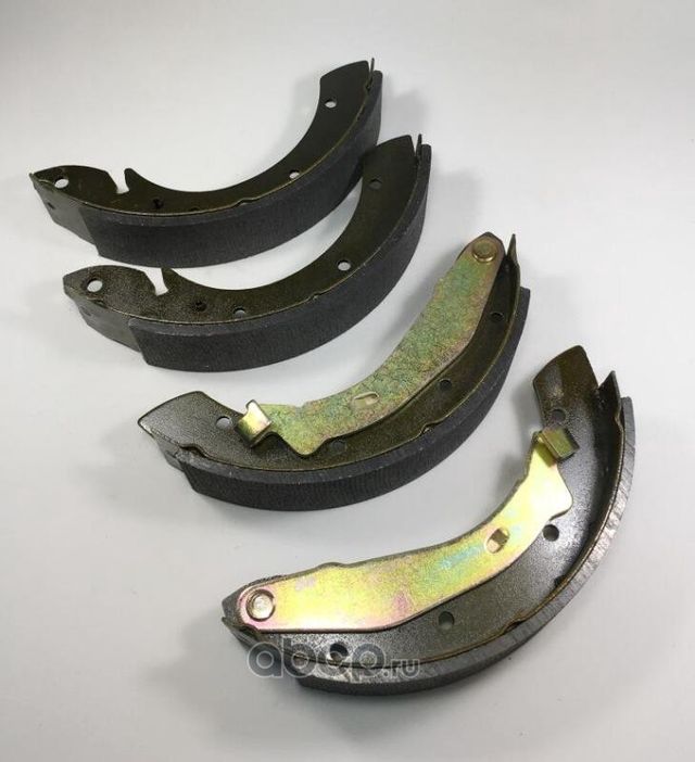 Колодки торм. задние Cartronic CRTR0131790 Аналог 4241H6/ 4241L6/ 4241J8/ 4241K8 Cartronic. Артикул CRTR0131790