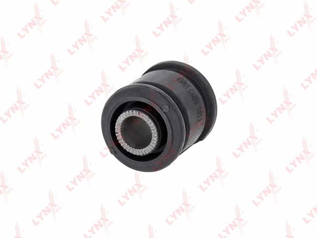 Сайлентблок поворотного кулака LYNXauto. Артикул C9214