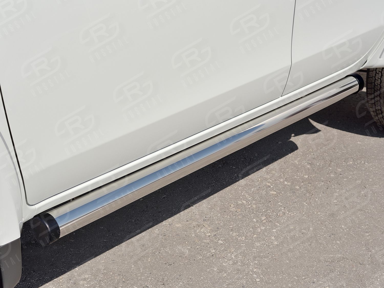 Защита порогов РусCталь труба d76 (вариант 2) для Mitsubishi L200 V 2015-2019. Артикул ML2T-0022482