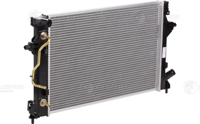 Радиатор охлаждения двигателя Luzar. Артикул LRc 08131