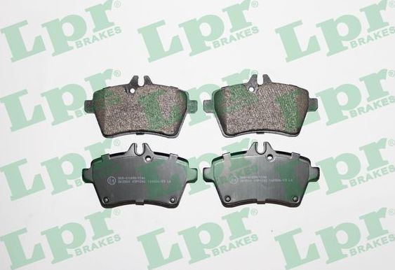 Тормозные колодки LPR. Артикул 05P1242