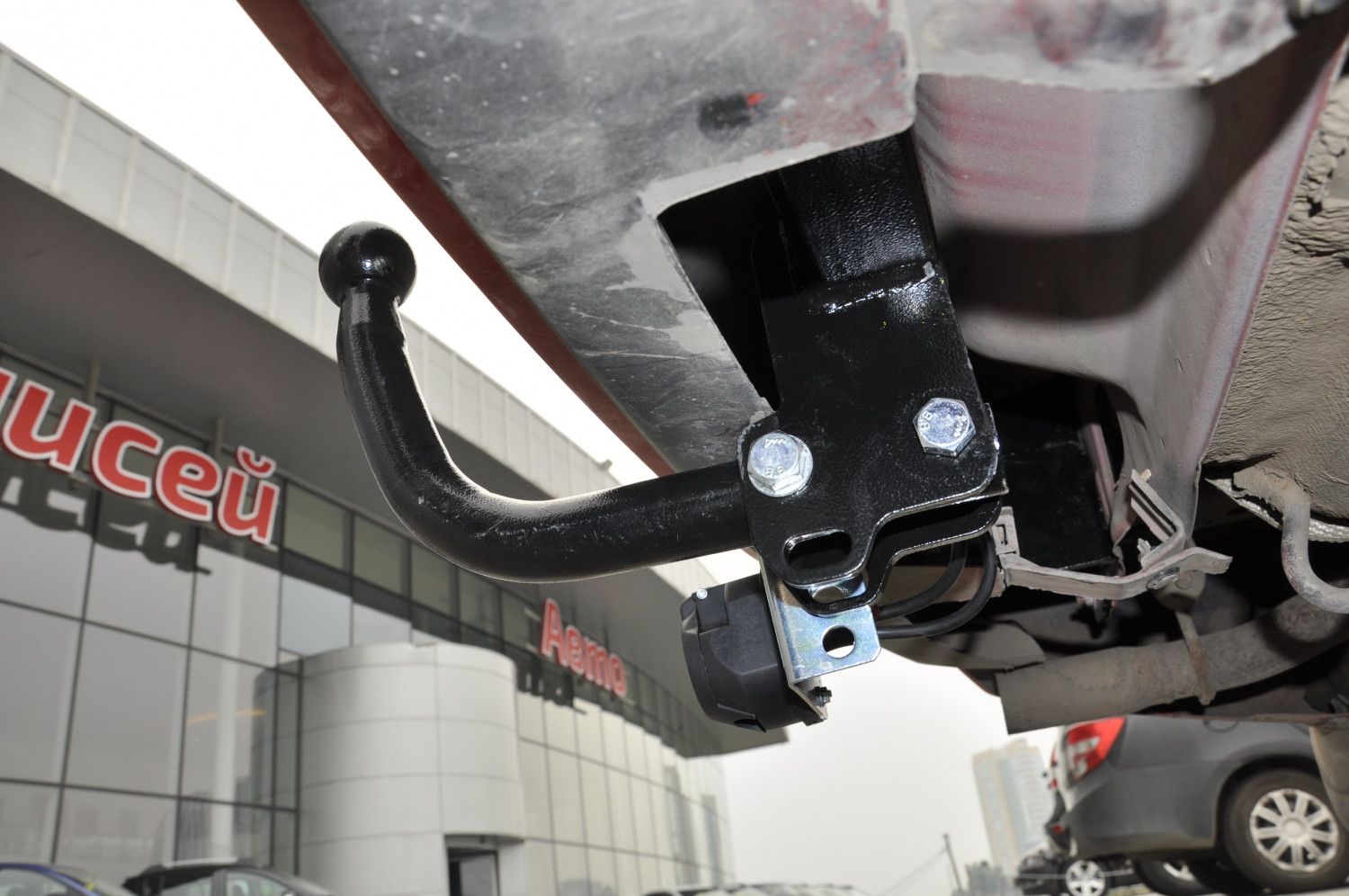 Фаркоп Лидер-Плюс для Mazda 3 I хэтчбек, седан 2004-2008. Артикул M303-A