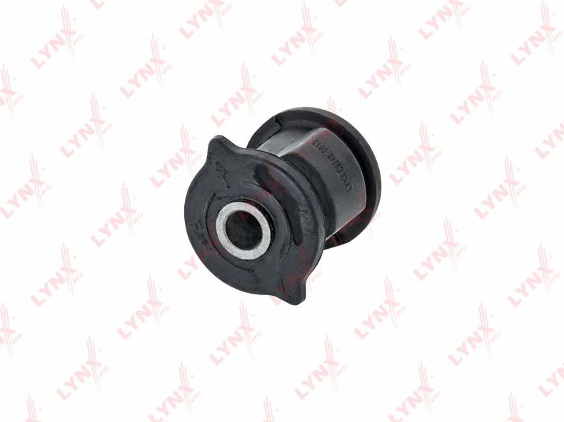 Сайлентблок заднего рычага подвески LYNXauto. Артикул C9243