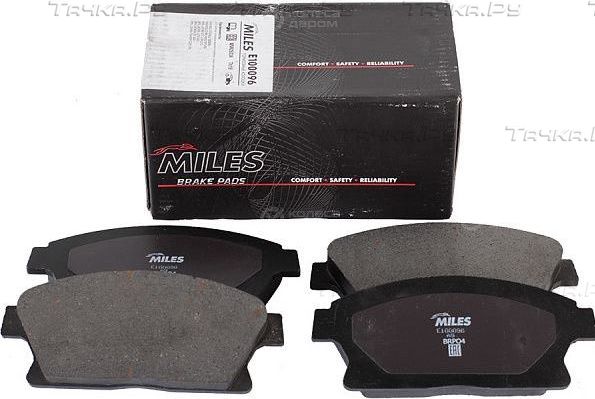 Тормозные колодки Miles (Semi-Metallic) передние для Opel Astra J 2009-2017. Артикул E100096