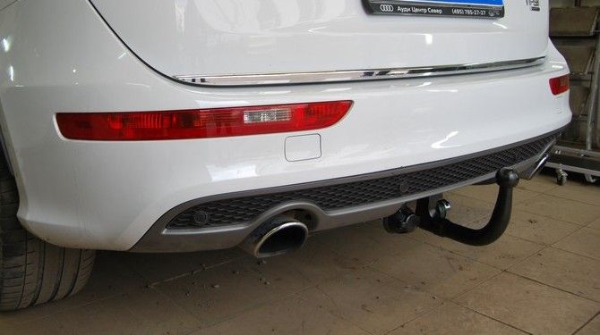 Фаркоп Steinhof для Audi Q5 I (8R) 2008-2017 (вкл. AdBlue, вкл. версии с панорамной крышей). Быстросъемный крюк. Артикул A-106