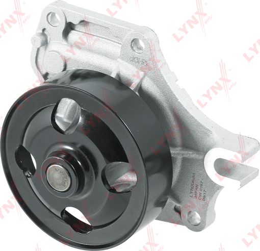 Помпа (водяной насос) LYNXauto. Артикул CW-0167