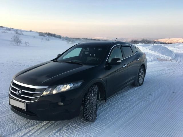 Дефлекторы V-Star для окон (с хром. молдингом) Honda Crosstour 2011-2026. Артикул CHR17102