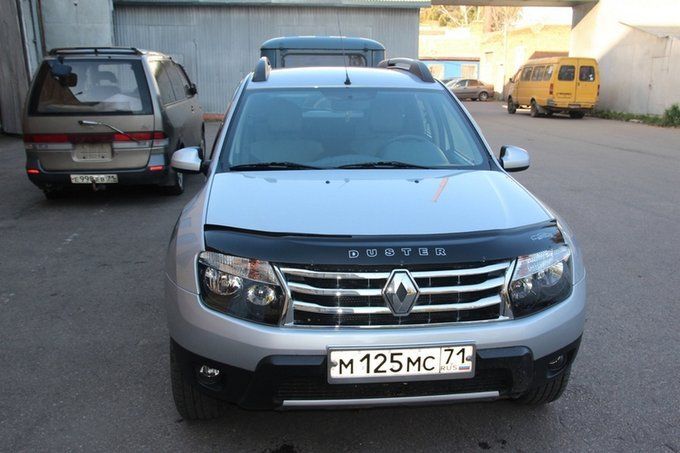 Дефлектор VT52 для капота Renault Duster I 2010-2020. Артикул RL22VT