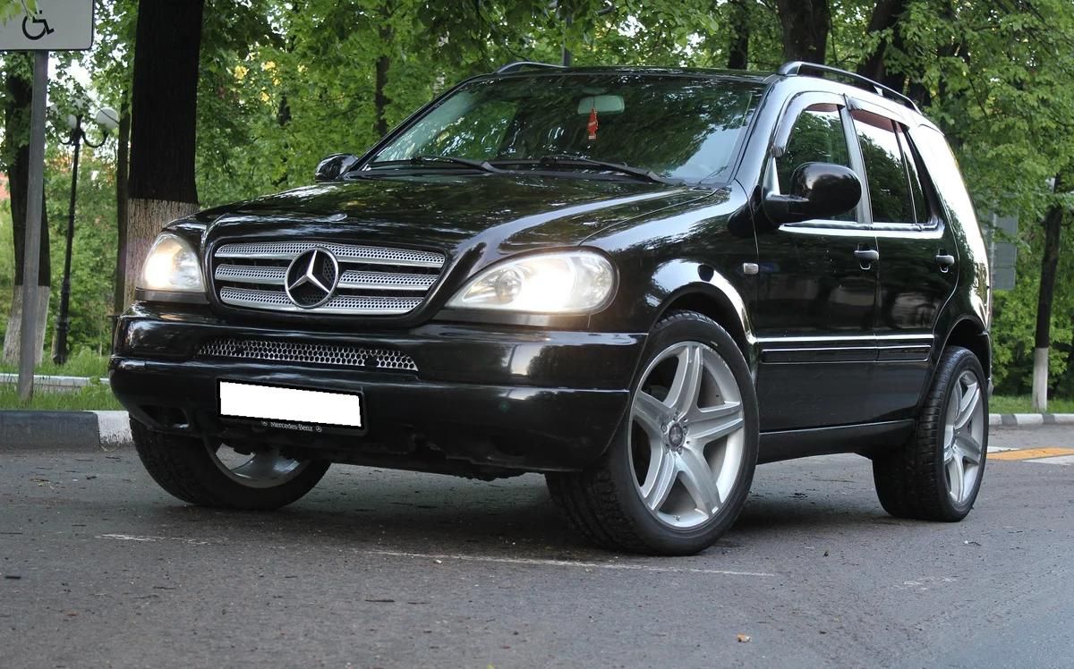 Дефлекторы SIM для окон Mercedes-Benz M-Класс (ML) W163 1998-2004. Артикул SMERM9832