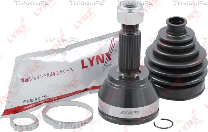 Шрус наружный (граната) LYNXauto передний для Ford Fiesta VI 2008-2019. Артикул CO-1936