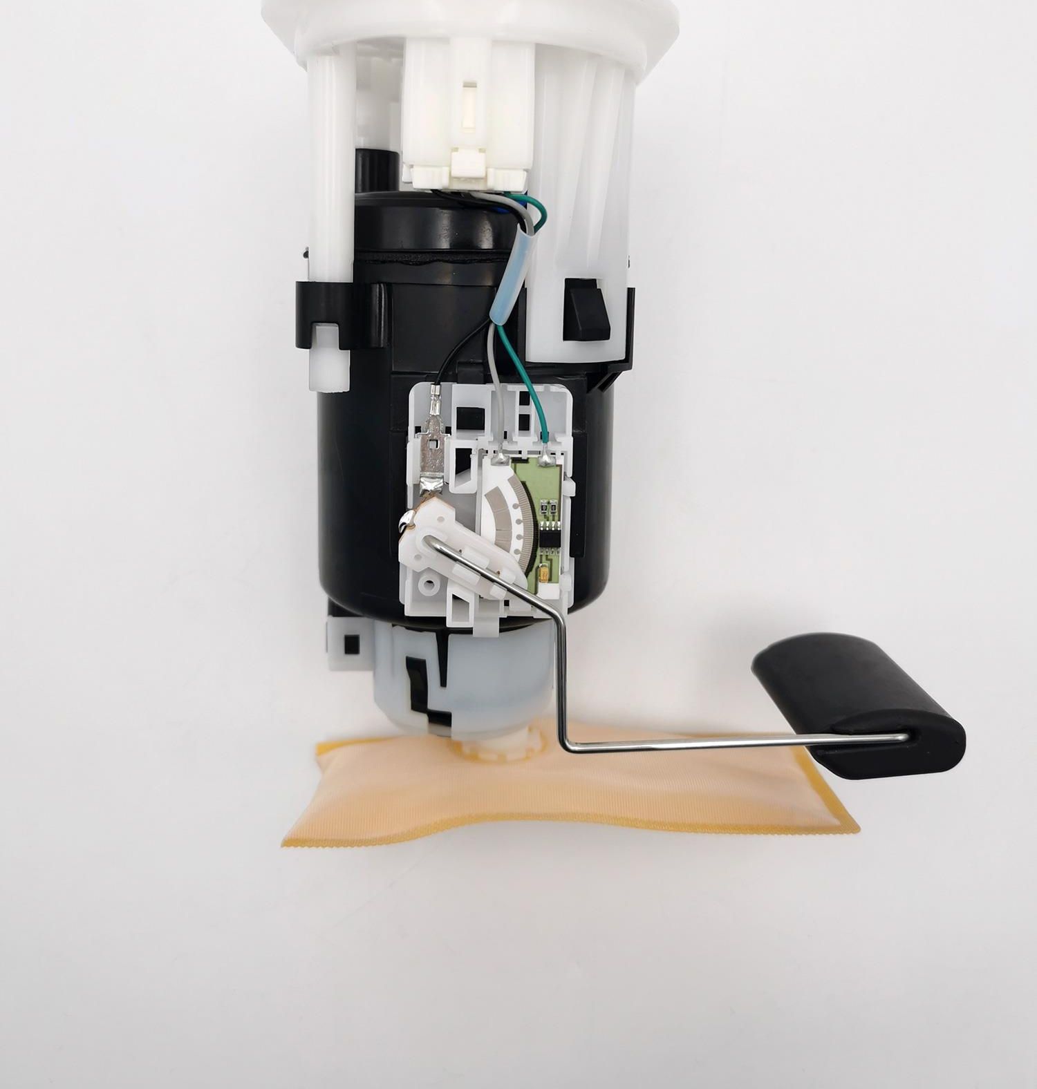 ТОПЛИВНЫЙ БЕНЗОНАСОС В СБОРЕ HYUNDAI/KIA SANTA FE I (SM) 2.4 16V SANTA (Achr). Артикул EFM0000117