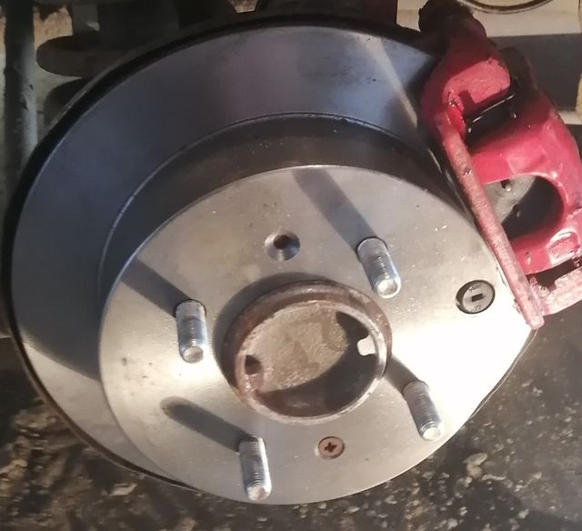 Тормозной диск Miles. Артикул K010215