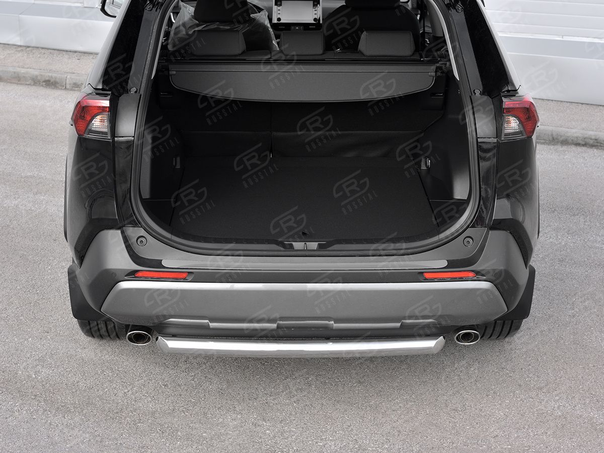 Накладка RusStal на задний бампер (лист нерж. зеркальный) для Toyota RAV V 2018-2026. Артикул TR4N-003370