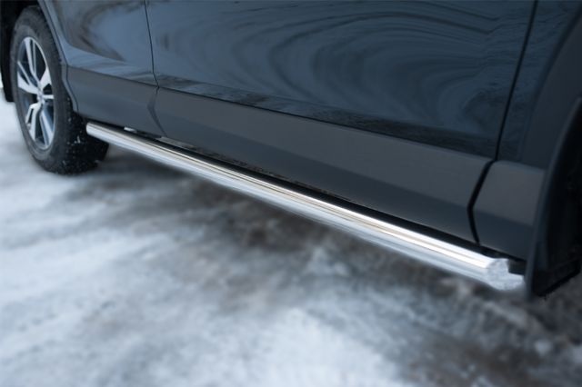 Защита порогов RusStal труба d63 (вариант 1) для Toyota RAV4 IV 2015-2019. Артикул TR4T-0021971