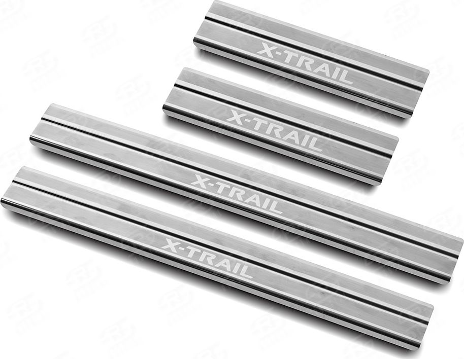 Накладка RusStal на пороги (лист нерж. шлифованный с надписью) для Nissan X-Trail T32 2015-2026. Артикул NIXTR15-03