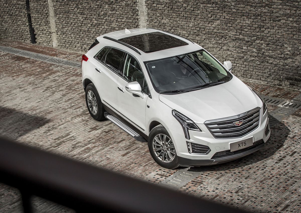 Пороги алюминиевые Rival Bmw-Style круг для Cadillac XT5 2016-2019 2019-2026. Артикул D193AL.0801.1