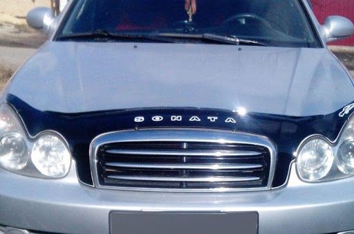 Дефлектор VT52 для капота Hyundai Sonata V EF 2001-2010 (сборка ТаГаз). Артикул HYD12VT