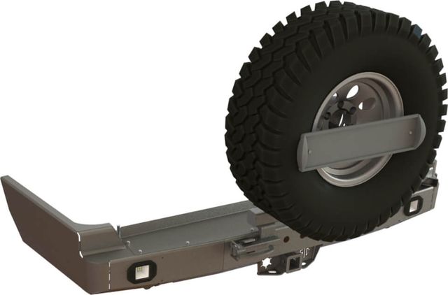 Бампер силовой задний STC для Toyota Land Cruiser 100 1998-2007 с квадратом под фаркоп, кронштейном крепления запасного колеса по центру, кронштейном крепления гос номера и фарами заднего хода/ ПТФ. Артикул STC-TLC100-BR-C1-L2