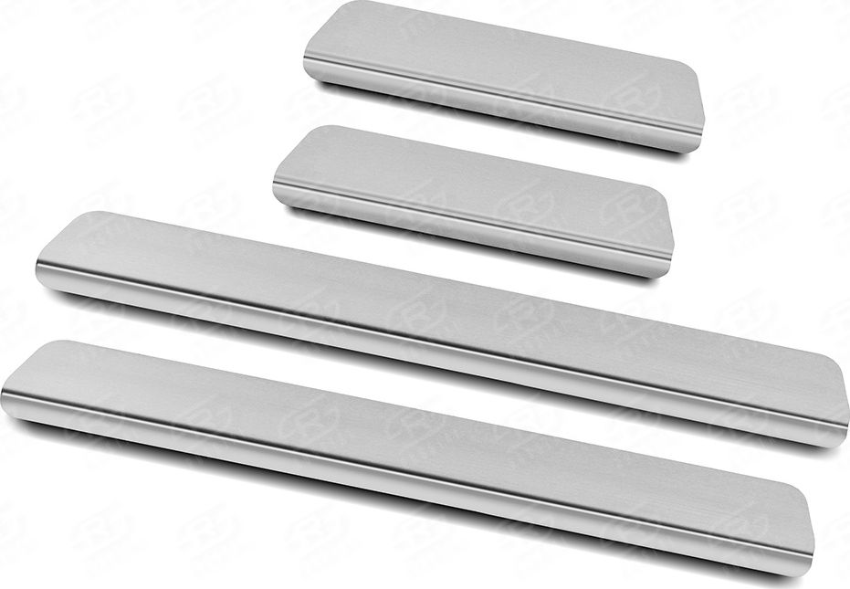 Накладки RusStal на пороги (лист нерж. зеркальный) для Hyundai Solaris 2010-2017. Артикул HYSOL10-01