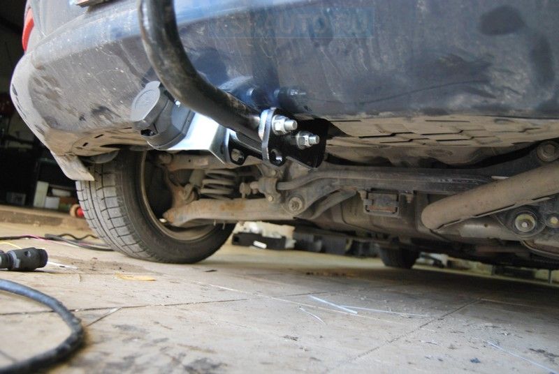 Фаркоп Лидер-Плюс для Kia Ceed II JD хэтчбек 2012-2018. Артикул K120-A