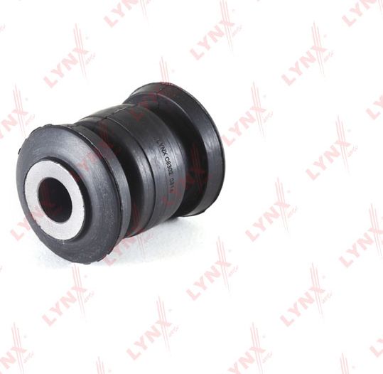 Сайлентблок переднего рычага подвески LYNXauto. Артикул C8302