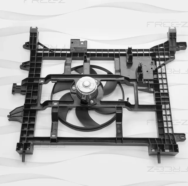 Вентилятор радиатора RENAULT DUSTER 10- 1.6 16V/1.5DCI (Free-Z). Артикул KM0186