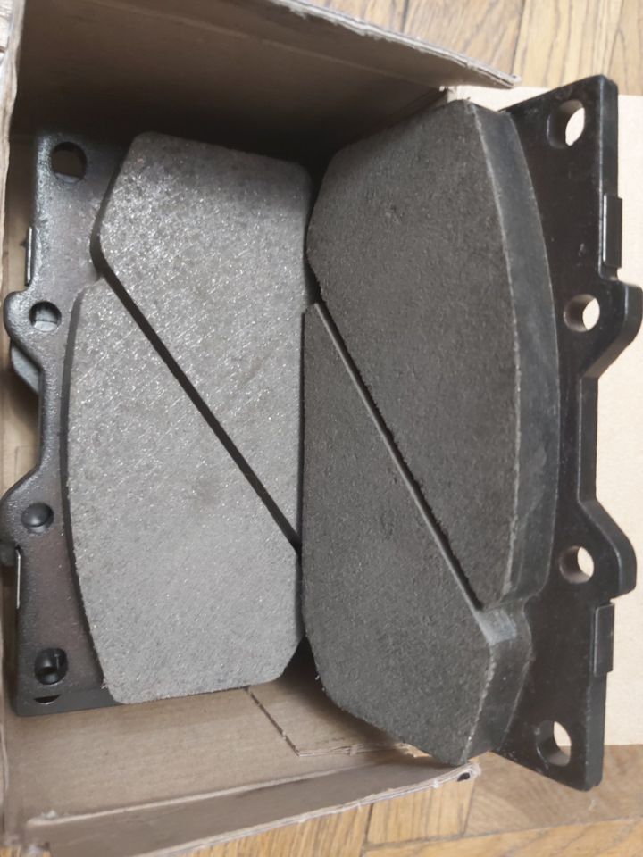 Тормозные колодки Sangsin Hi-Q. Артикул SP1422