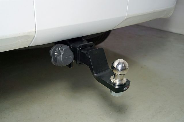 Фаркоп ТСС оцинкованный под американский квадрат для Toyota Land Cruiser 300 2021-2026. Артикул TCU00287N