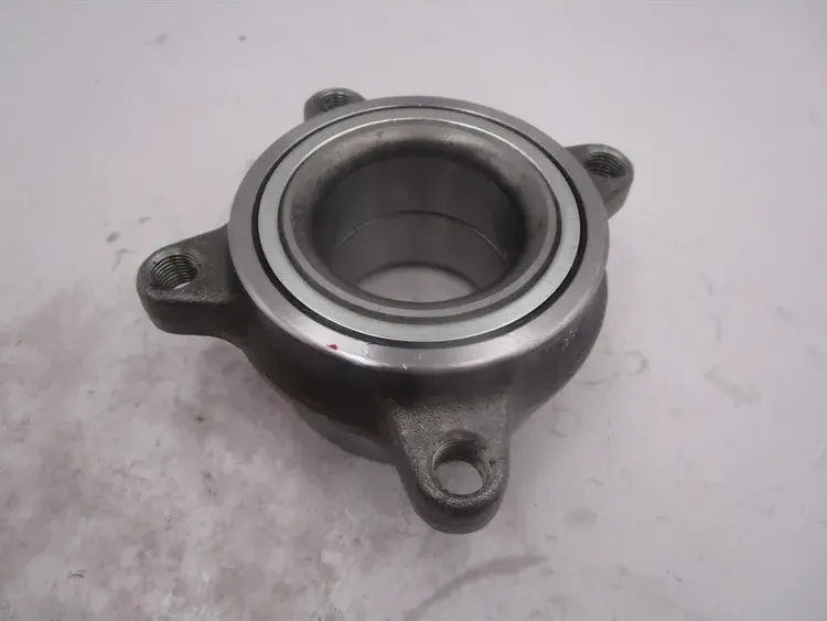 107178_Ступица с подшипником в сборе передняя MITSUBISHI L200/PAJERO SPORT 06 (Deqst) Deqst. Артикул 107178