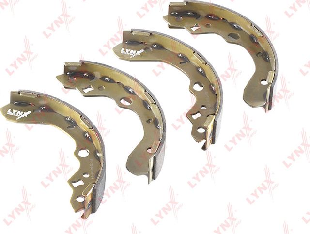 Тормозные колодки LYNXauto. Артикул BS-5104