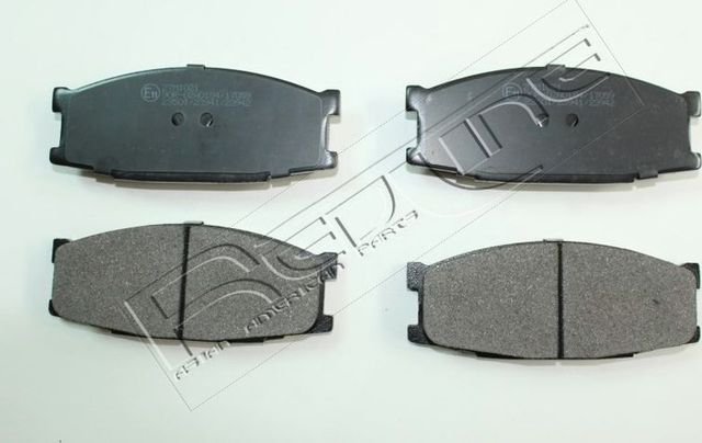 Тормозные колодки RED Line передние для Mitsubishi Canter VI (FE5, FE6) 1994-2026. Артикул 27MI021